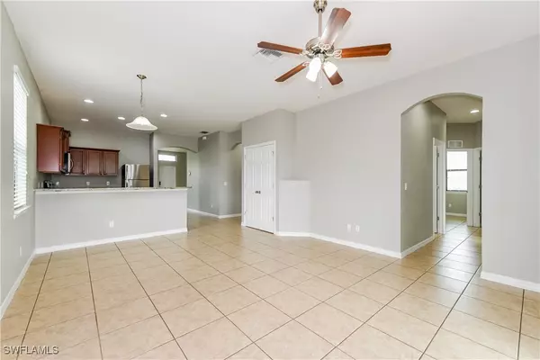 Cape Coral, FL 33909,105 NE 7th PL