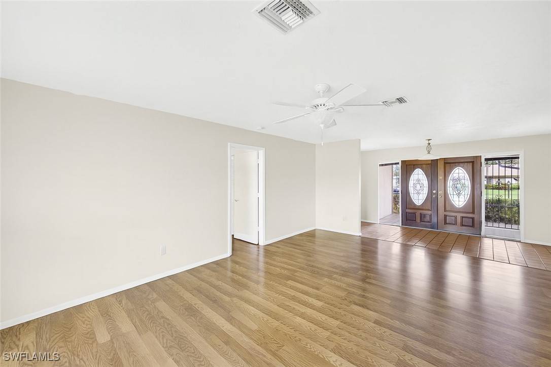 Naples, FL 34112,950 Charlemagne BLVD