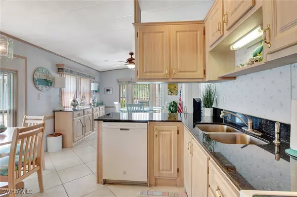 Naples, FL 34120,1031 Crystal Lake DR