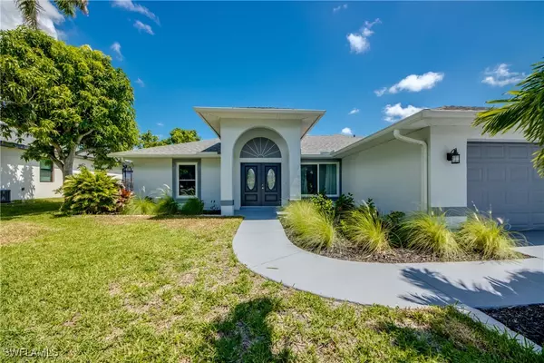 Cape Coral, FL 33990,121 SE 17th ST