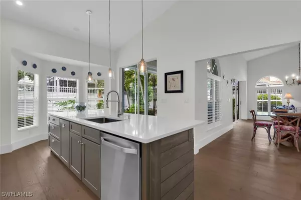 Naples, FL 34112,2124 Paget CIR #1