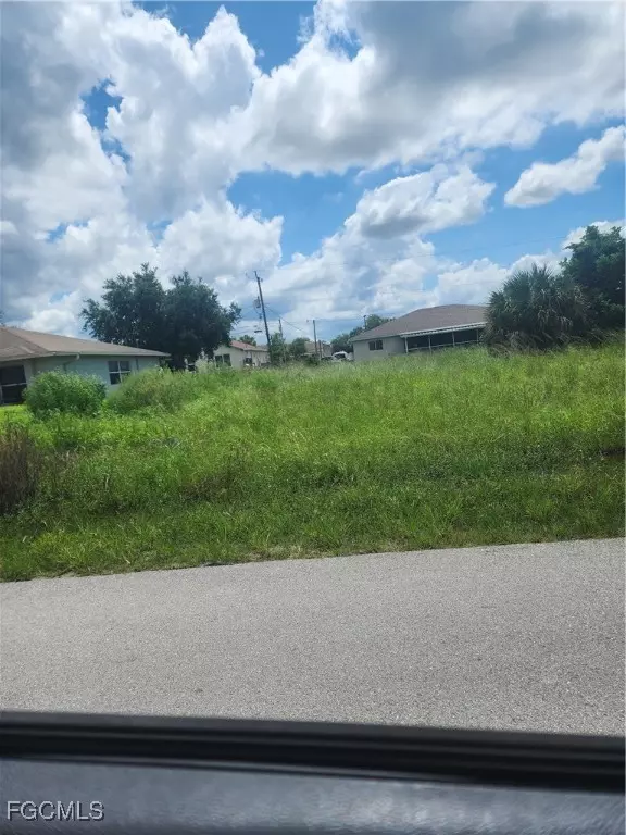 Lehigh Acres, FL 33973,1131 Gilbert AVE S
