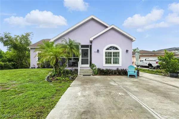 Naples, FL 34120,4440 40th ST NE