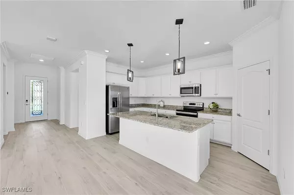 Naples, FL 34120,9238 Shadow Oak LN