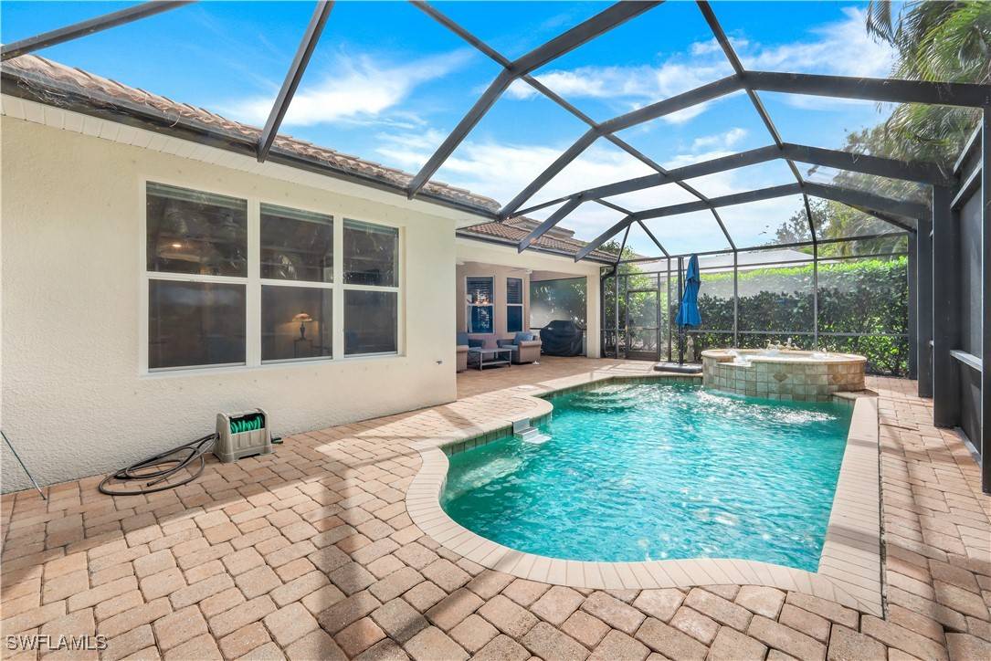 12719 Aviano DR, Naples, FL 34105