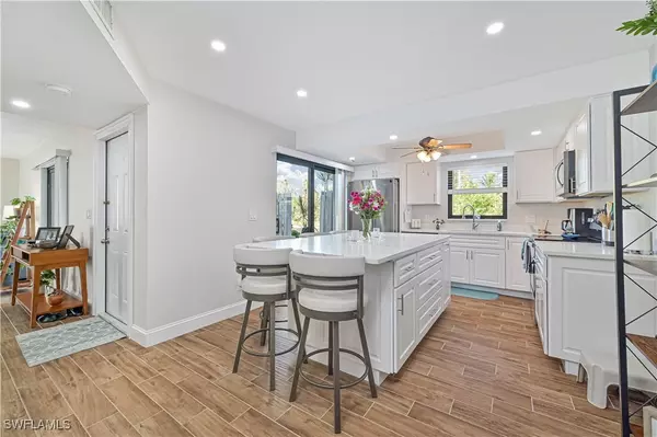 Fort Myers, FL 33908,6296 Sugar Bush LN #A