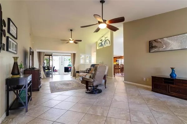 North Fort Myers, FL 33917,17766 Acacia DR