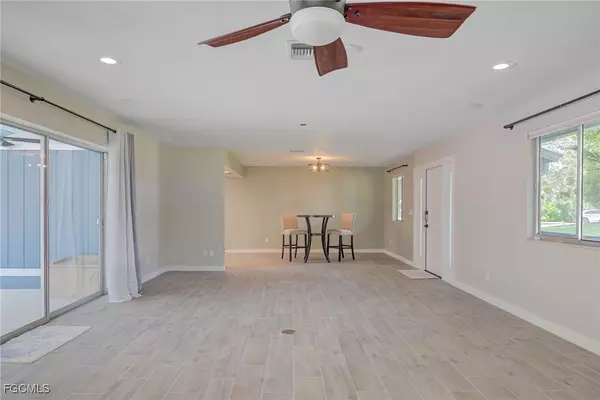 Fort Myers, FL 33919,920 Altadena DR