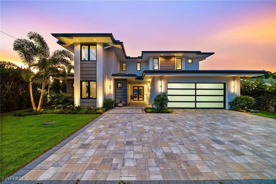 1261 13th AVE N, Naples, FL 34102