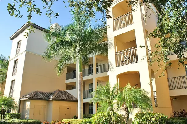 Estero, FL 33928,4640 Turnberry Lake DR #403