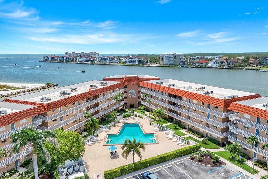 1208 Edington PL #E204, Marco Island, FL 34145
