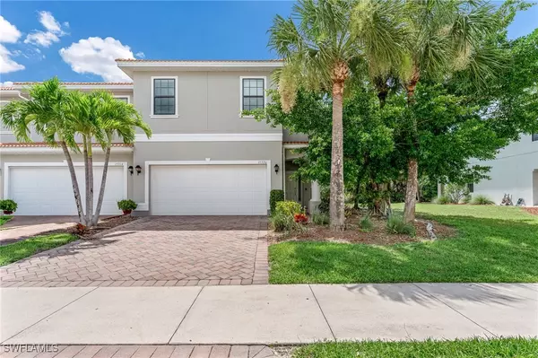 15320 Summit Place CIR #167, Naples, FL 34119