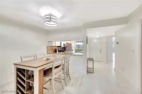 Naples, FL 34112,1925 Courtyard WAY #F101