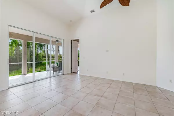 Bonita Springs, FL 34134,28501 Hidden Lake DR