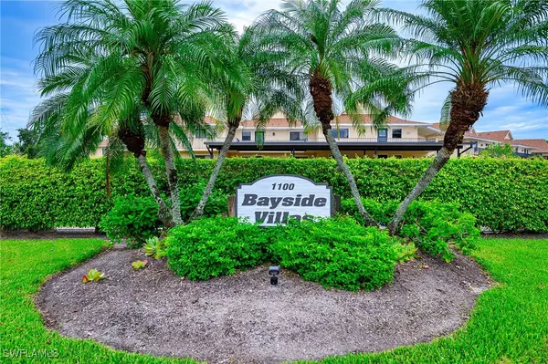 1100 9th ST S #E101, Naples, FL 34102