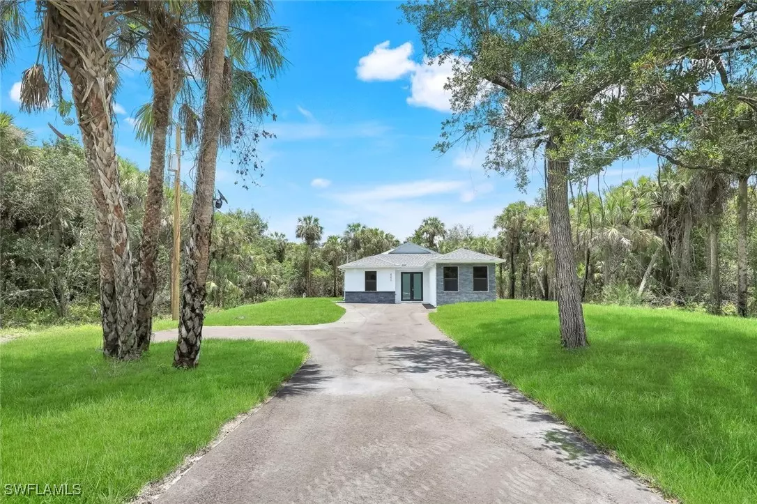 Naples, FL 34117,4393 32nd AVE SE