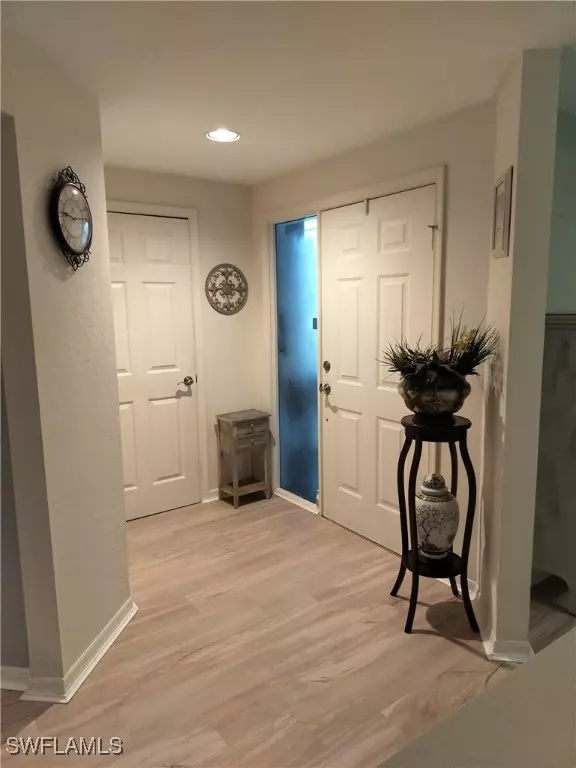 Naples, FL 34109,2820 Citrus Lake DR #T101