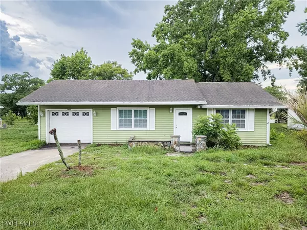 7425 GALLOWAY RD, Weeki Wachee, FL 34613
