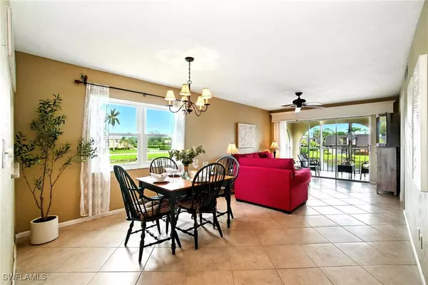 366 Charlemagne BLVD #C201, Naples, FL 34112
