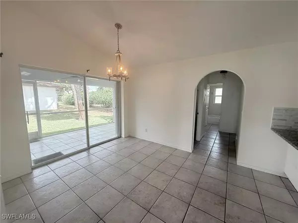 Bonita Springs, FL 34134,4150 Tarpon AVE