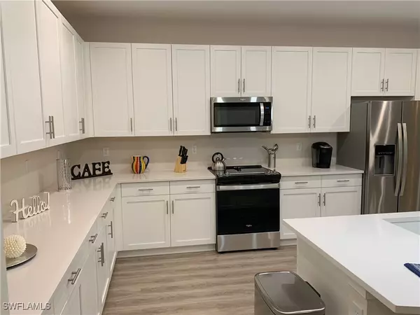 Naples, FL 34114,208 Indies Dr E #202