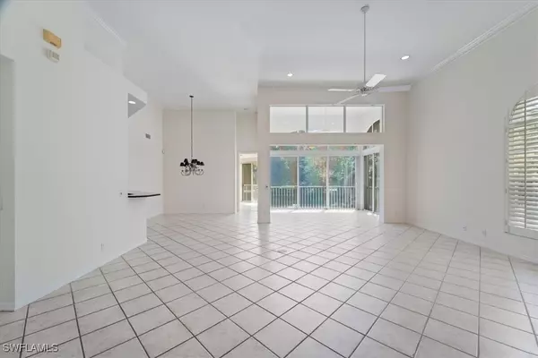 Naples, FL 34109,1580 Clermont DR #L202