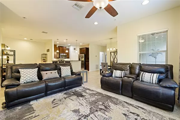 Estero, FL 34135,23421 Alamanda DR #204