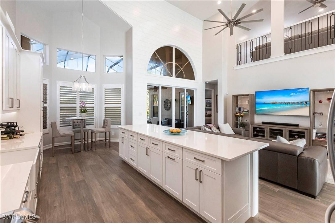 Naples, FL 34119,1925 Isla De Palma CIR