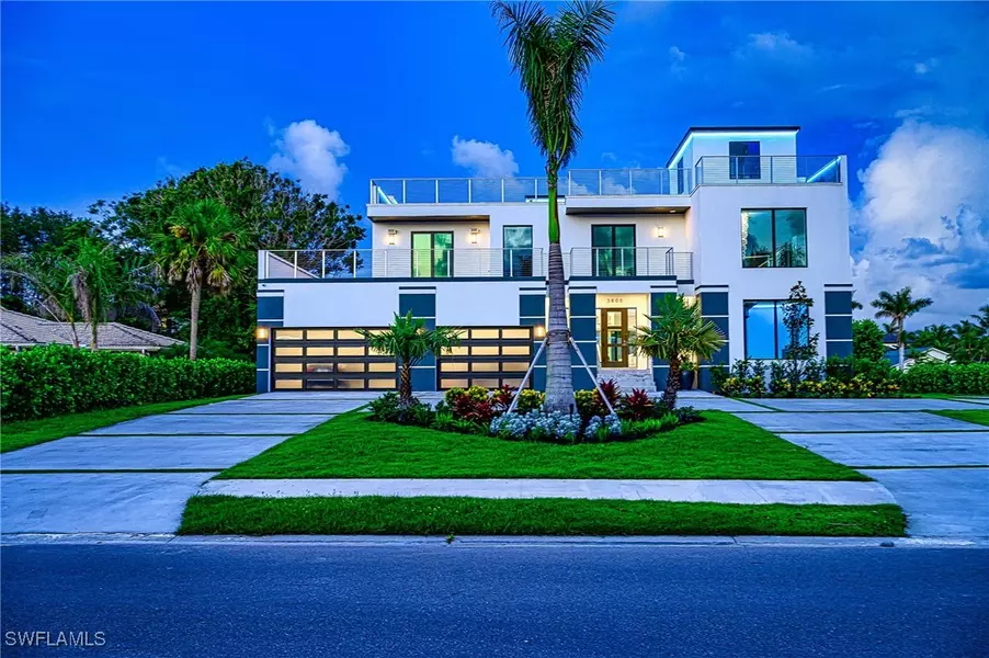 3800 Crayton RD, Naples, FL 34103