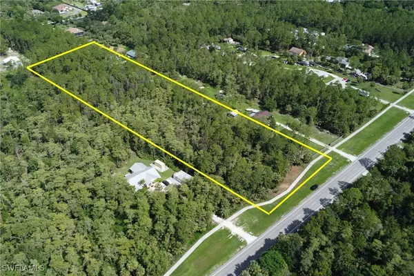 Naples, FL 34120,8th ST NE