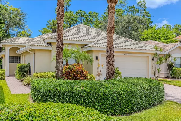 1269 Barrigona CT, Naples, FL 34119