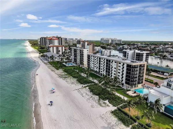 Naples, FL 34108,10475 Gulf Shore DR #132
