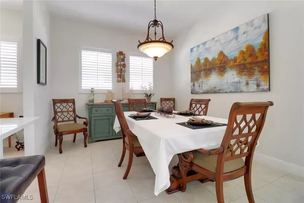 Naples, FL 34104,1099 Tivoli DR