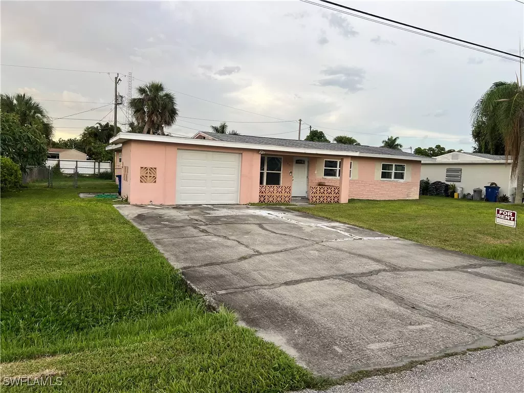 North Fort Myers, FL 33917,160 Brooks RD