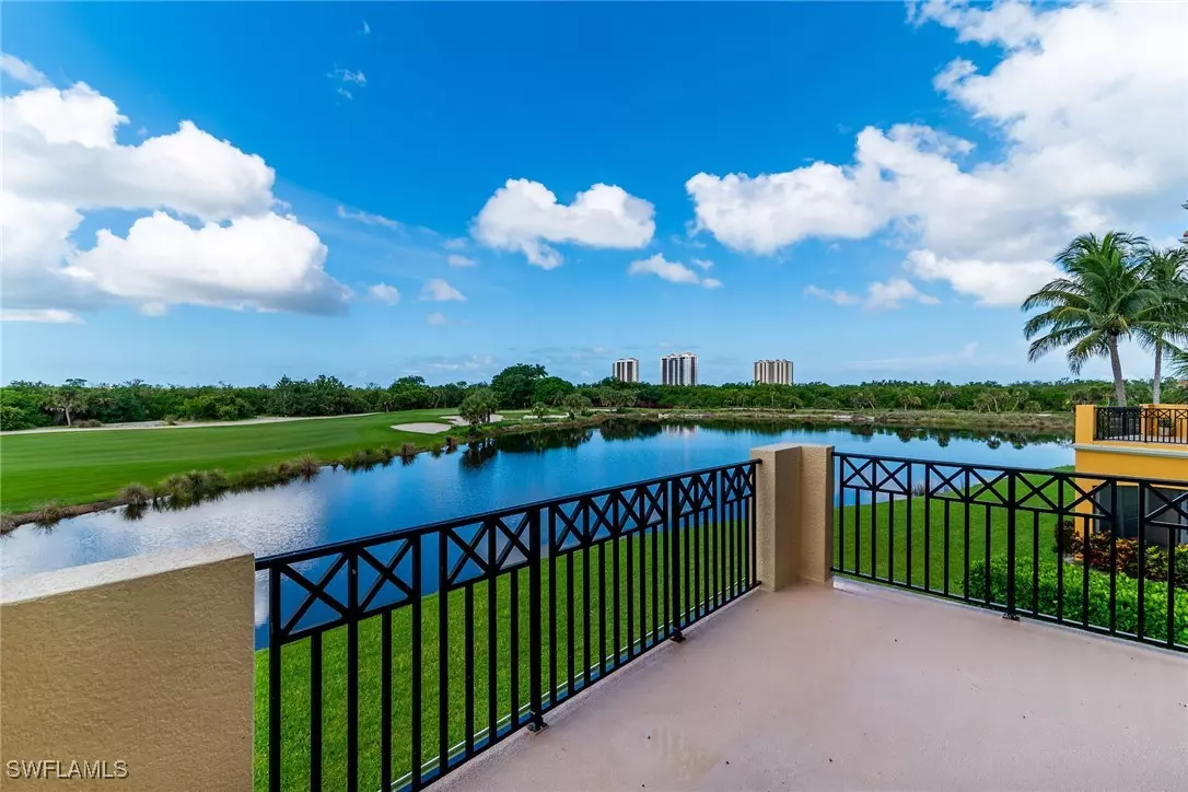 Naples, FL 34114,1502 Borghese LN #201