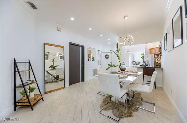 Naples, FL 34109,3735 Fieldstone BLVD #9