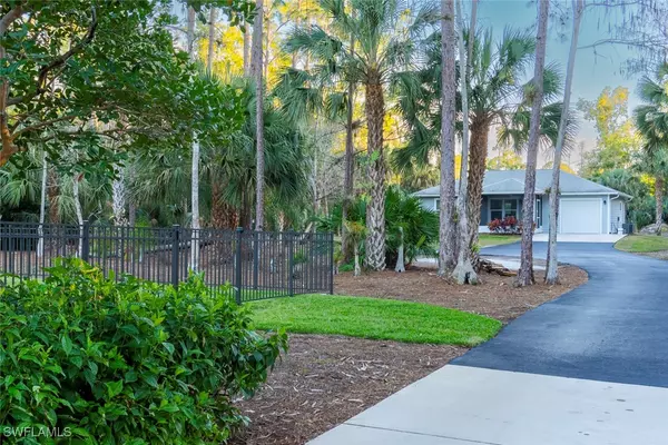 Naples, FL 34117,3430 27th AVE SW