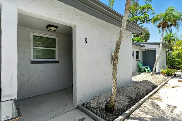 13426 Heald LN #5, Fort Myers, FL 33908