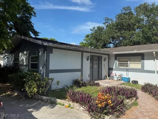 2101 43rd TER SW, Naples, FL 34116