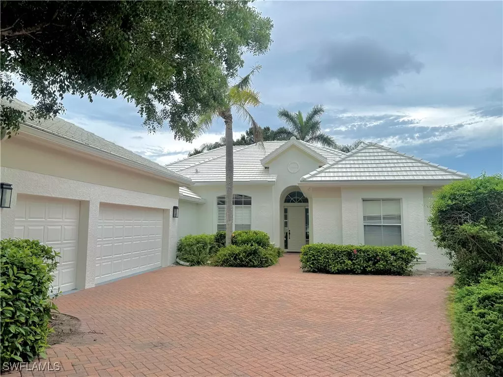 Naples, FL 34110,815 ASHBURTON DR