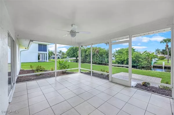 Bonita Springs, FL 34135,27150 Esther DR