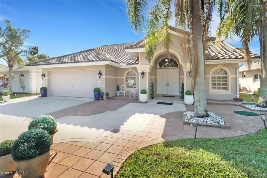 3579 Kent DR, Naples, FL 34112