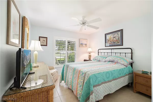 Naples, FL 34119,2329 Heritage Greens DR