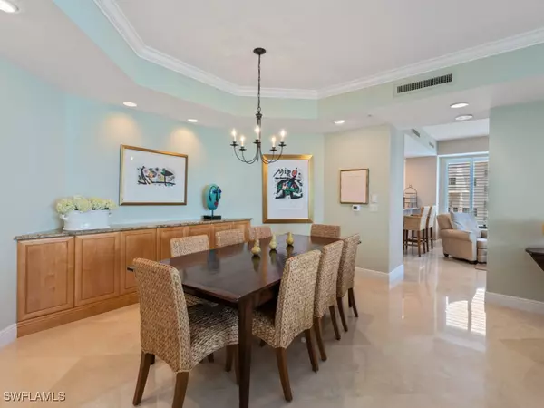 Marco Island, FL 34145,970 Cape Marco DR #1701
