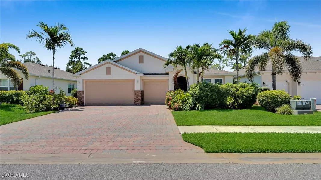 3123 Amadora CIR, Cape Coral, FL 33909