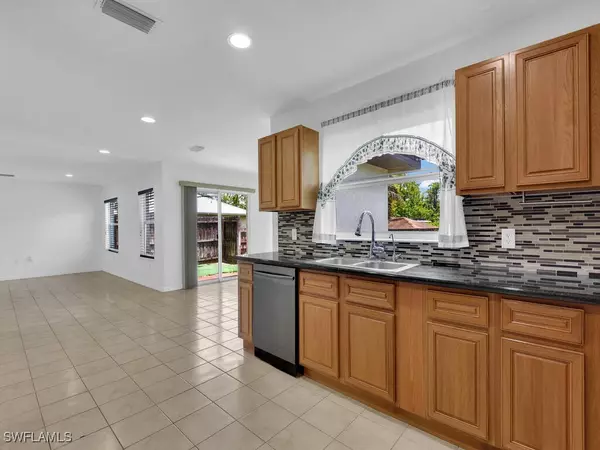 Naples, FL 34120,4380 20th AVE NE