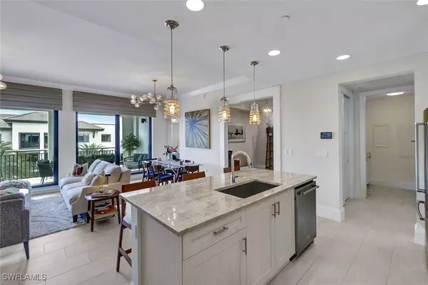 Naples, FL 34102,1035 3rd AVE S #514