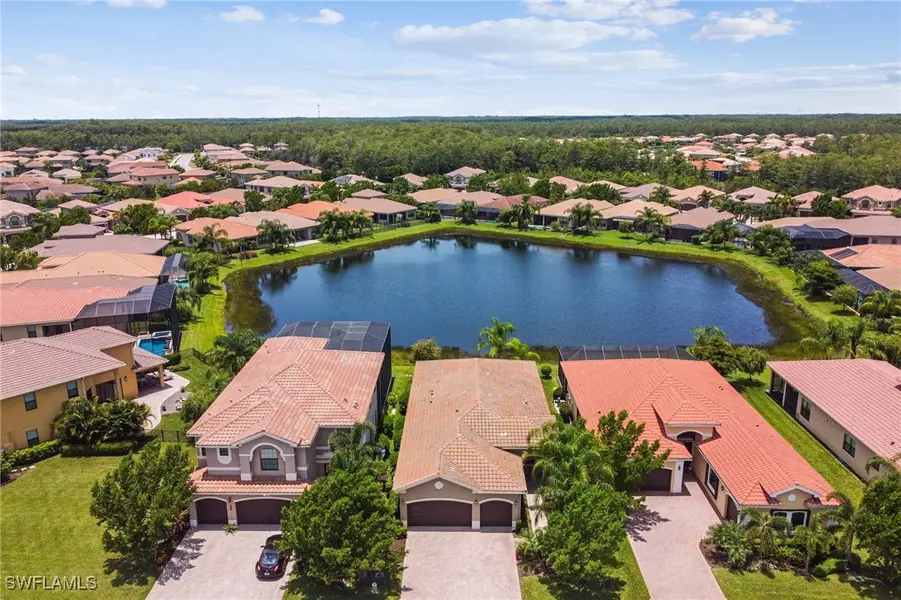 11541 Stonecreek CIR W, Fort Myers, FL 33913