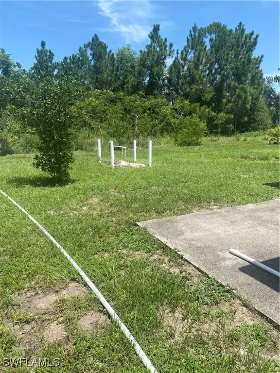 Lehigh Acres, FL 33973,2400/2402 Lantana AVE S