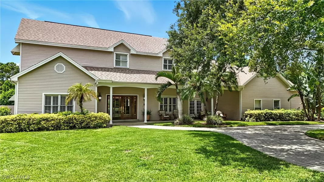 13033 Coco Plum LN, Naples, FL 34119